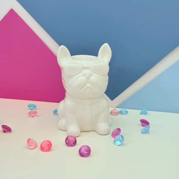 Waxbrander-Bulldog Wit