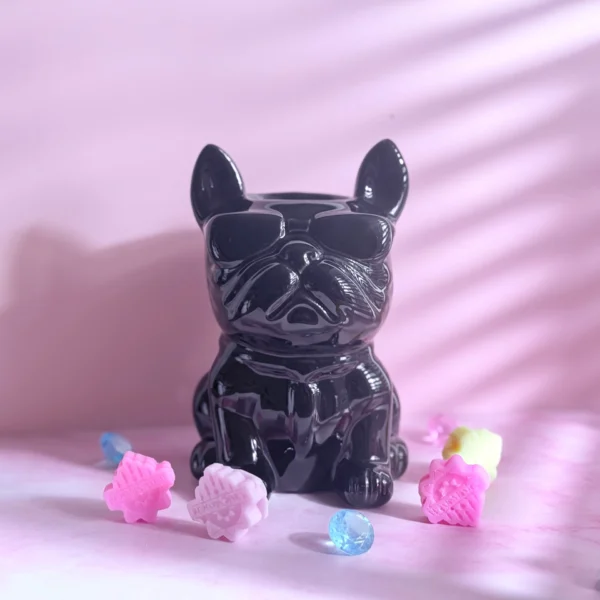 Waxbrander-Bulldog zwart