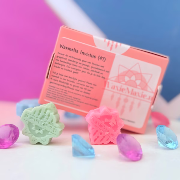  Waxmelts  Invictus -stoere, frisse en verleidelijke geur geïnspireerd op het bekende  Invictus. Perfect voor wie houdt van kracht, karakter en frisheid in huis.
