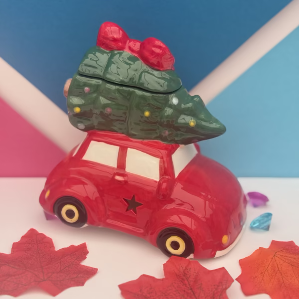 De Kerst Auto Waxbrander is een decoratieve keramische geurbrander
