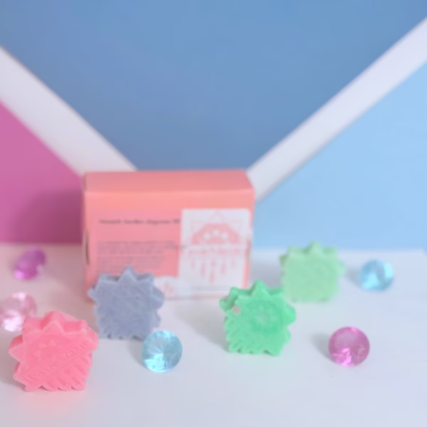 Waxmelts Sparkle Snow brengen de sfeer van een winters landschap rechtstreeks in huis.